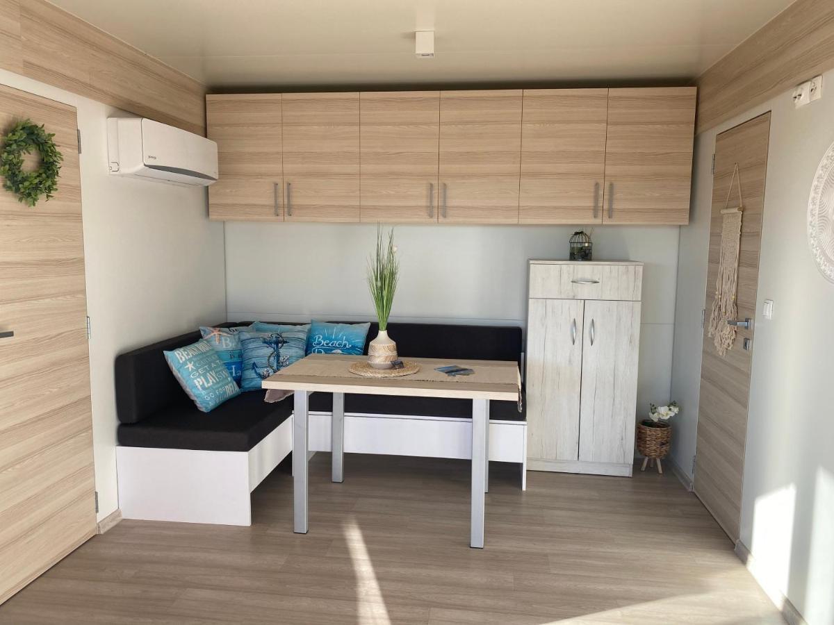 Amore Del Mare, Seaside Family Pace, Free Parking And Wifi In Camp Dalmatino Drage Exterior foto