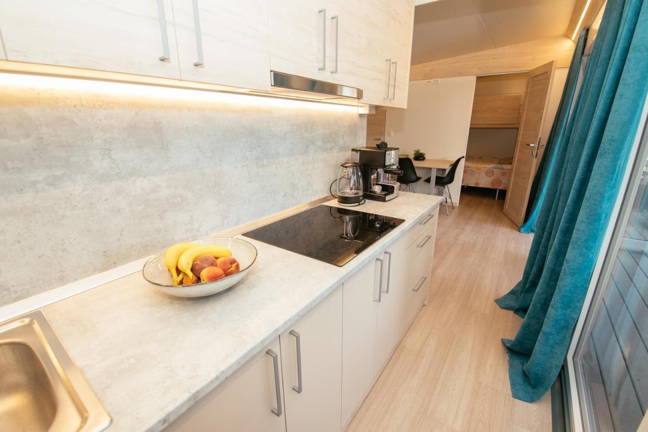 Amore Del Mare, Seaside Family Pace, Free Parking And Wifi In Camp Dalmatino Drage Exterior foto