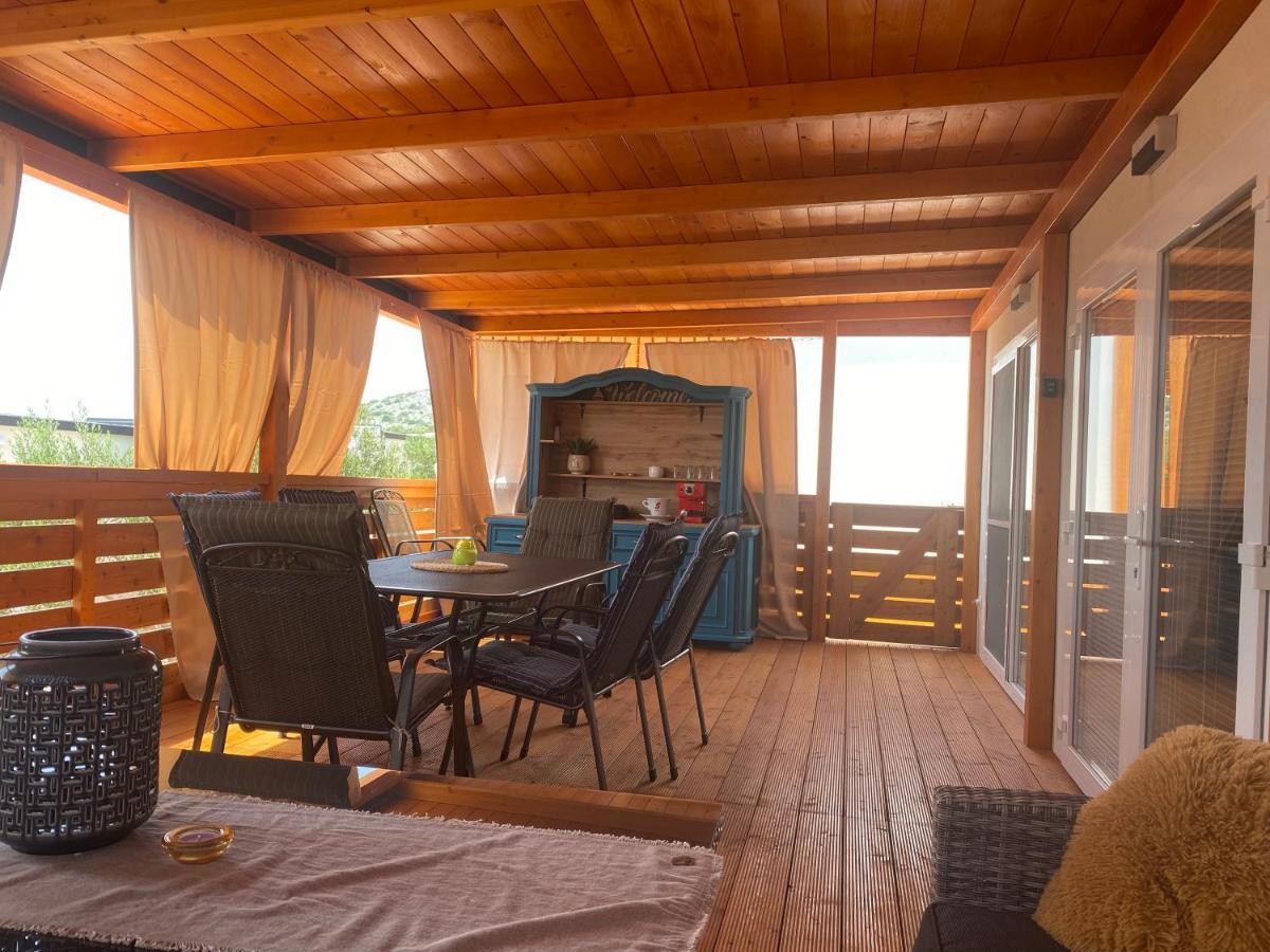 Amore Del Mare, Seaside Family Pace, Free Parking And Wifi In Camp Dalmatino Drage Exterior foto